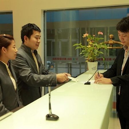 Yes Inn Shenyang Luaran gambar